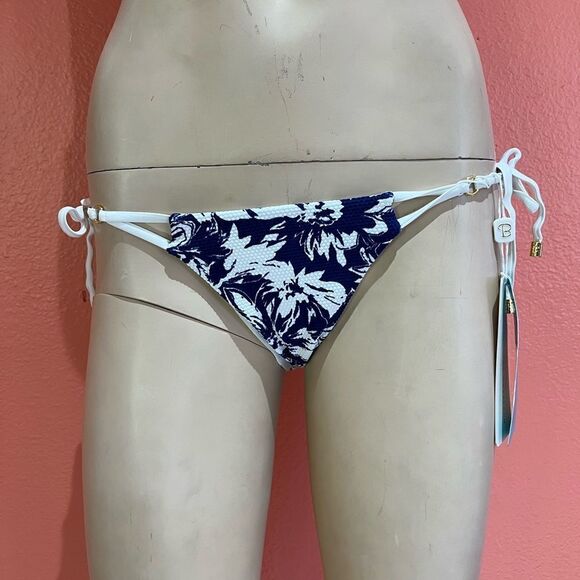 BEACH BUNNY BASICS BIKINI SET!! - Picture 3 of 7